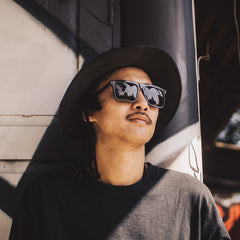 BRUCE GREY WITH BLACK LENS