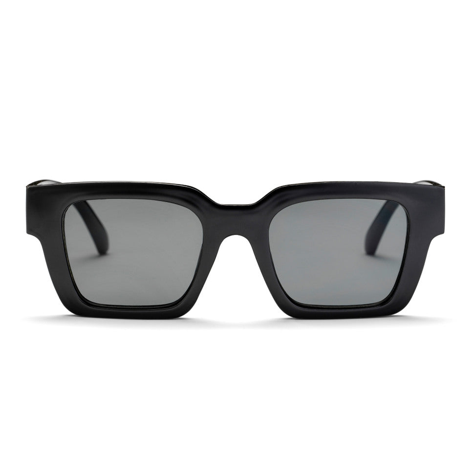 MAX BLACK